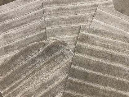 Archive Sale Jewel Splendid Stripe - Silver Diamond 3'10"x 5'7"