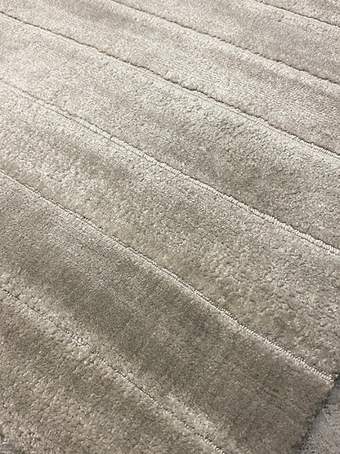 Archive Sale Jewel Splendid Stripe - Silver Diamond 3'10"x 5'7"