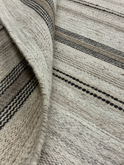 Jhira 02 - Beige & Ivory