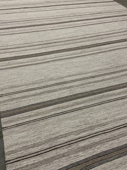 Jhira 02 - Beige & Ivory