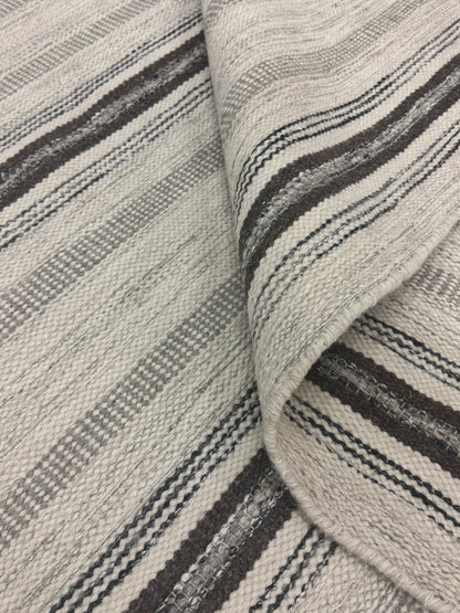 Jhira 06 - Black Charcoal Ivory