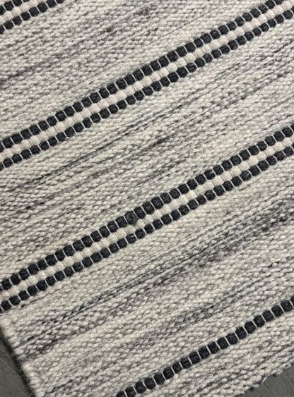 Jhira 07 - Grey Ivory Charcoal