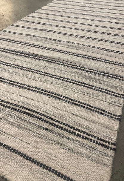 Jhira 07 - Grey Ivory Charcoal