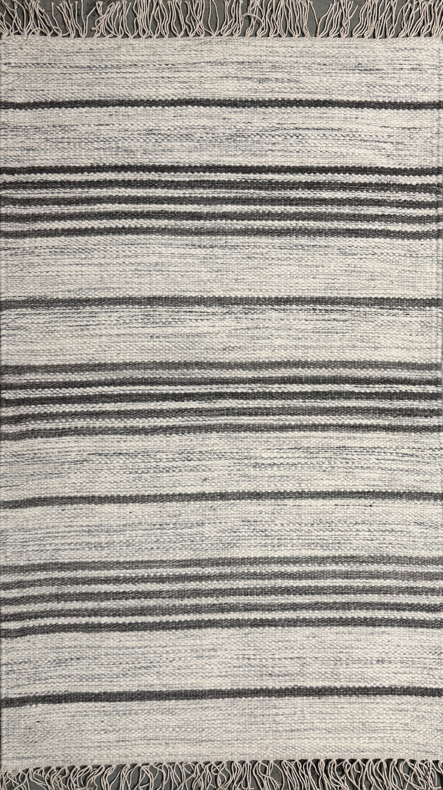 Jhira 08 - Grey Ivory