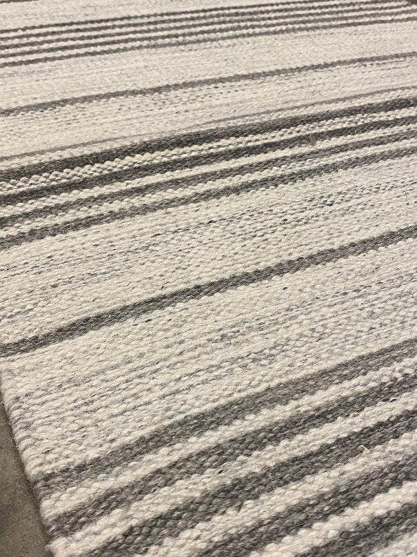 Jhira 08 - Grey Ivory