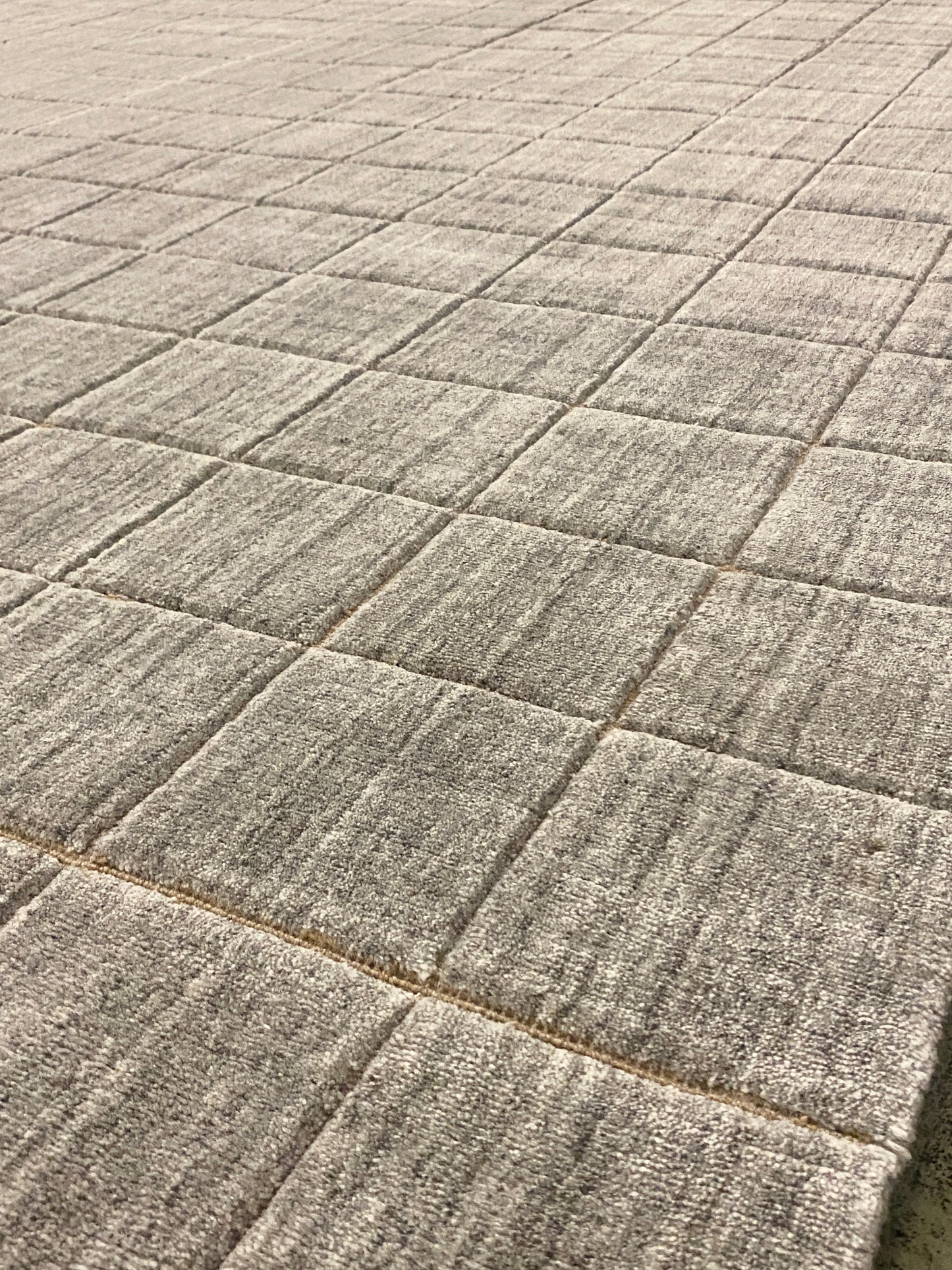 Jix Grid - Sandstone