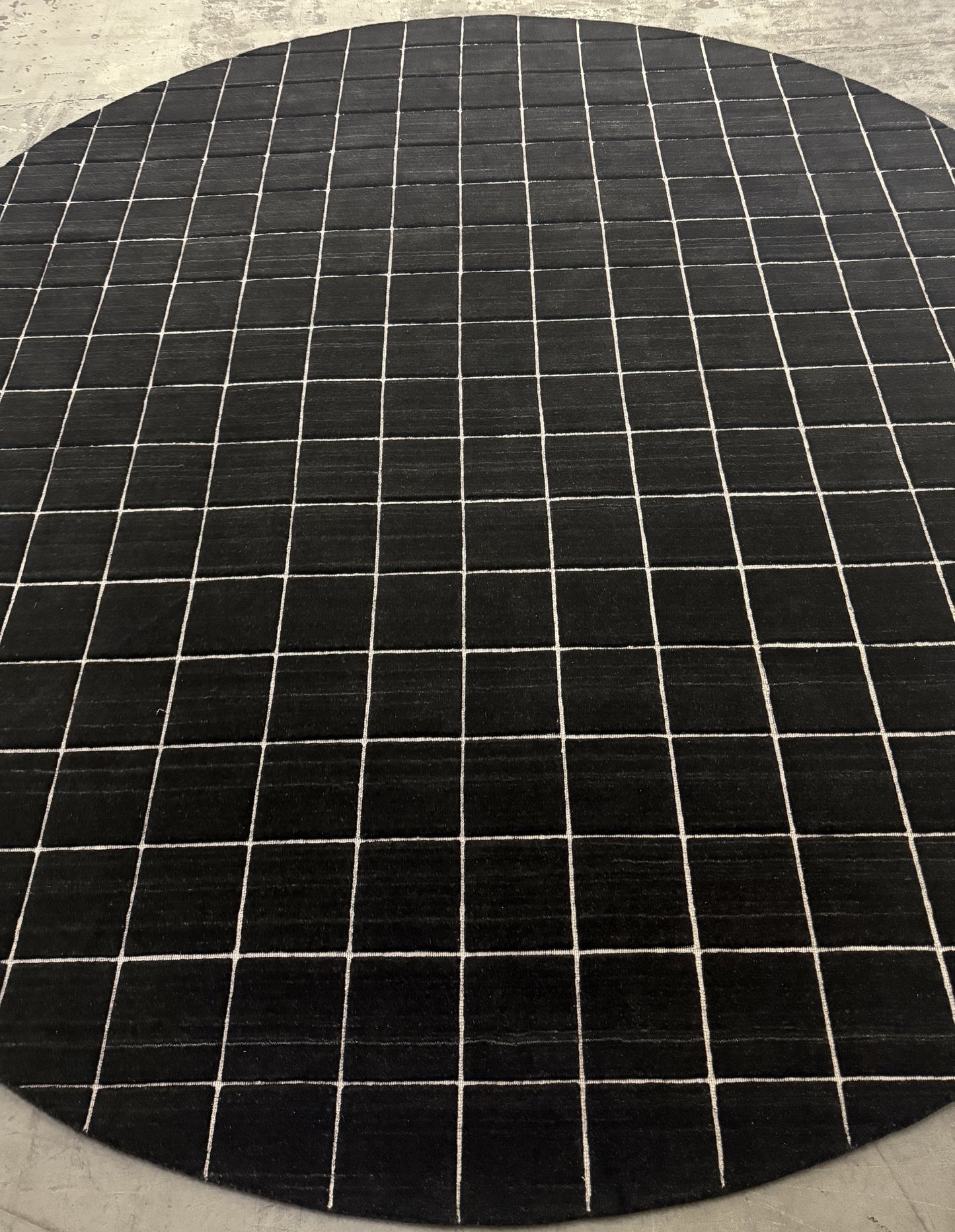 Jix Grid - Black Velvet