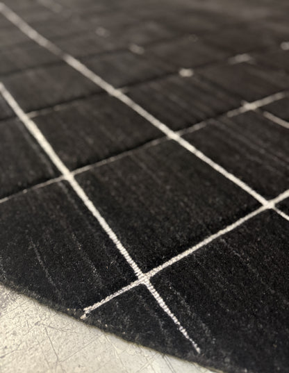 Jix Grid - Black Velvet