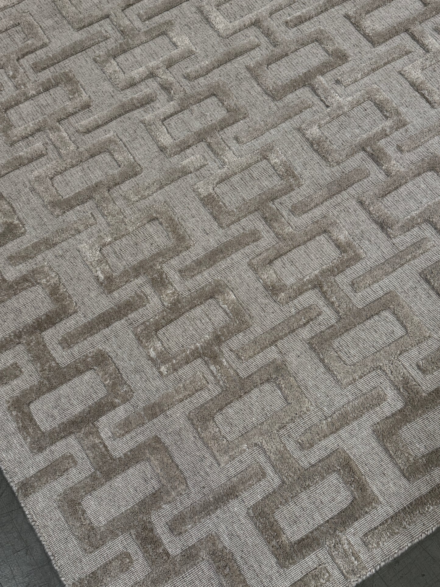 Archive Sale Jix Totem - Tickled (w/bronze serging) 5ft x 11 ft