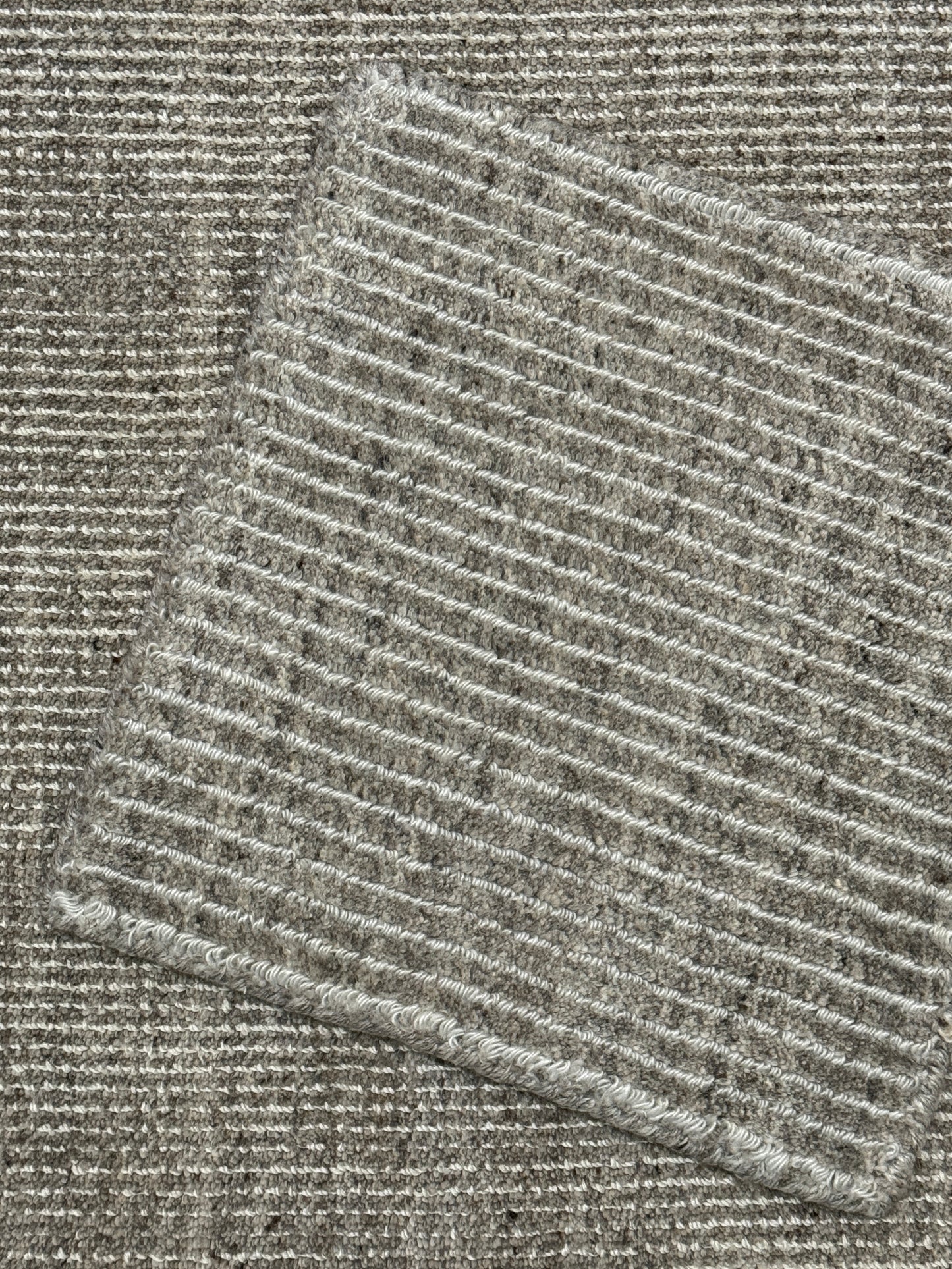 Jixxie Loom - Stone Stria Large Stripe