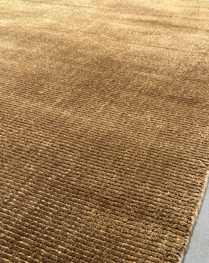 Jixxie Loom - Gilded Bronze