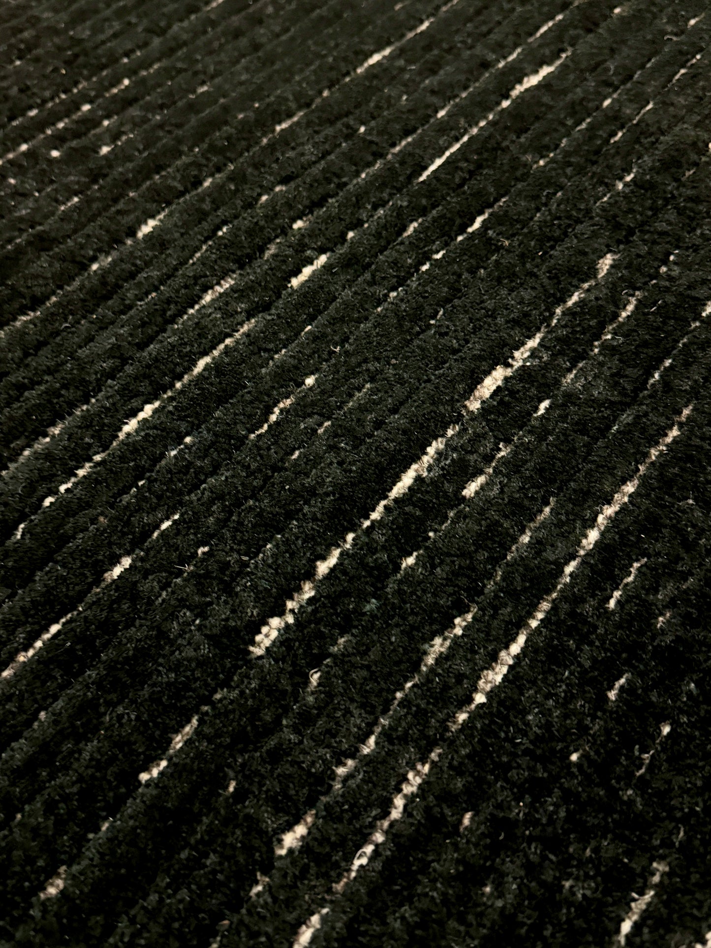 Jonac Stripe Tufted - Black Velvet