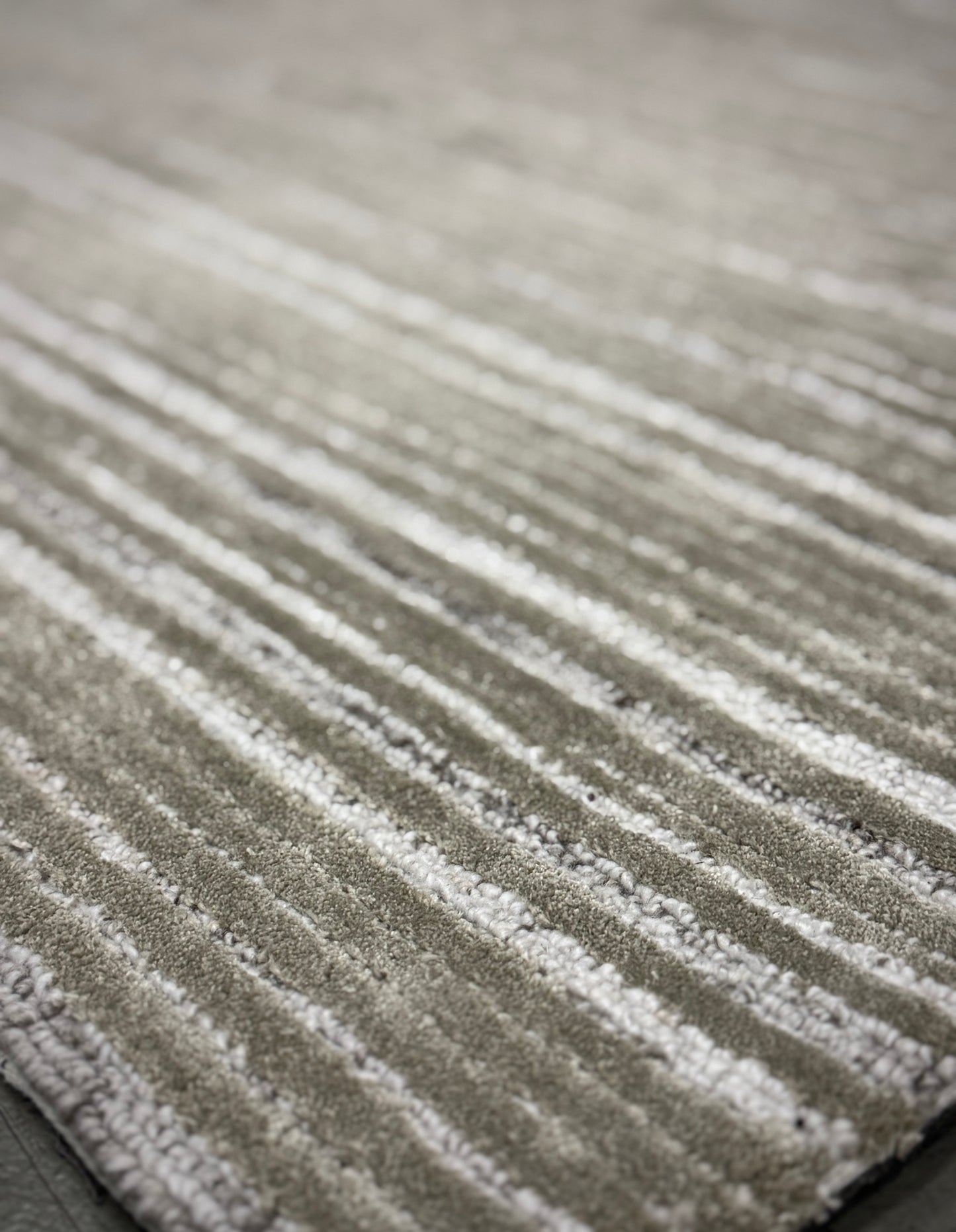 Jonac Stripe Tufted - Butter Fog