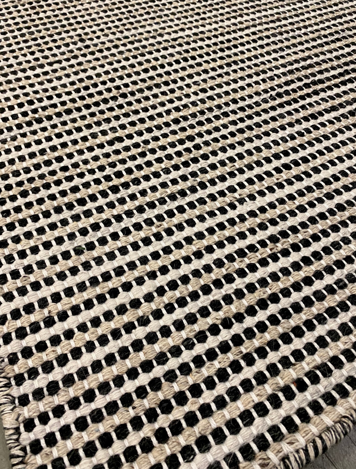 Archive Sale Outdoor Joti Goti - Ivory Soap 6ft x 9ft