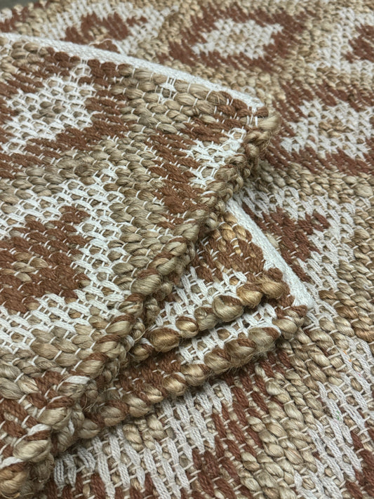 Jubax Trellis - Spiced Amber