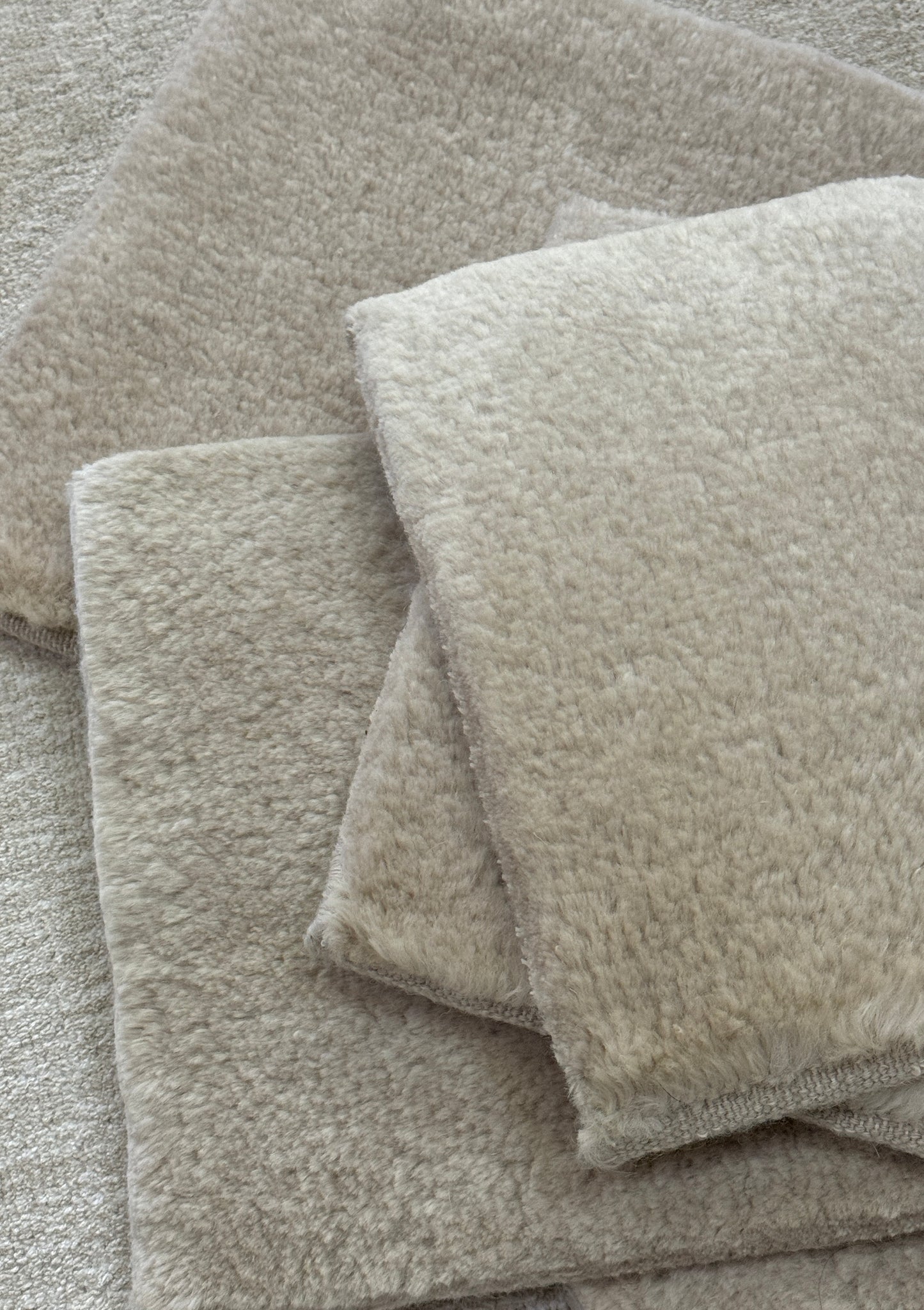 Lopo Lincoln - Linen Velvet