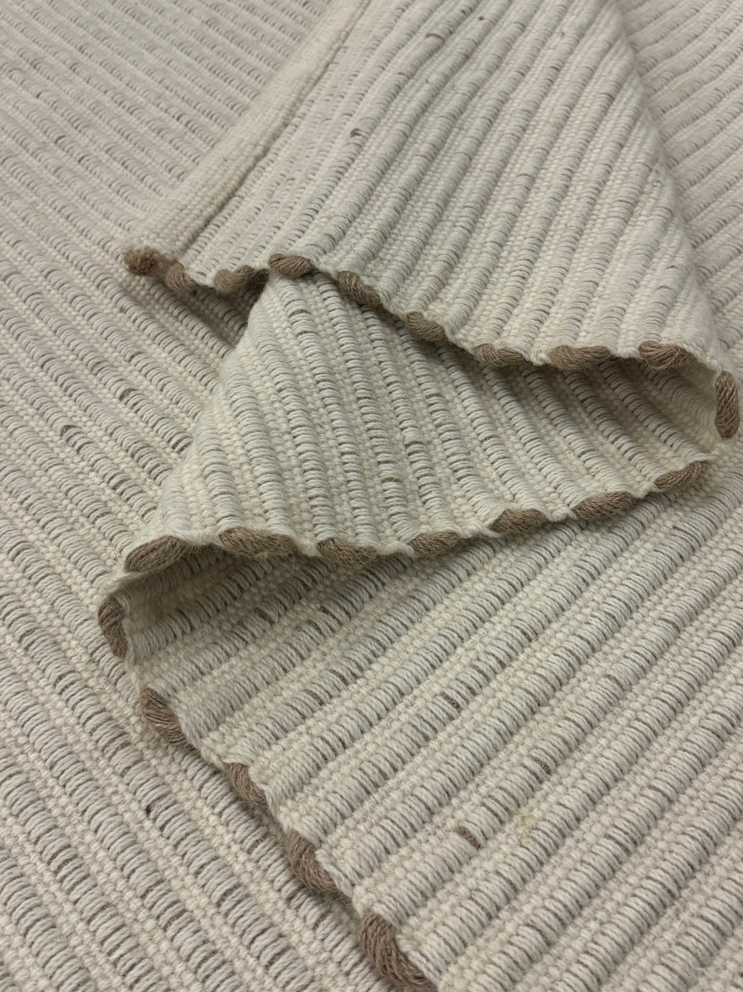 Lopo Danus 05 - Ivory