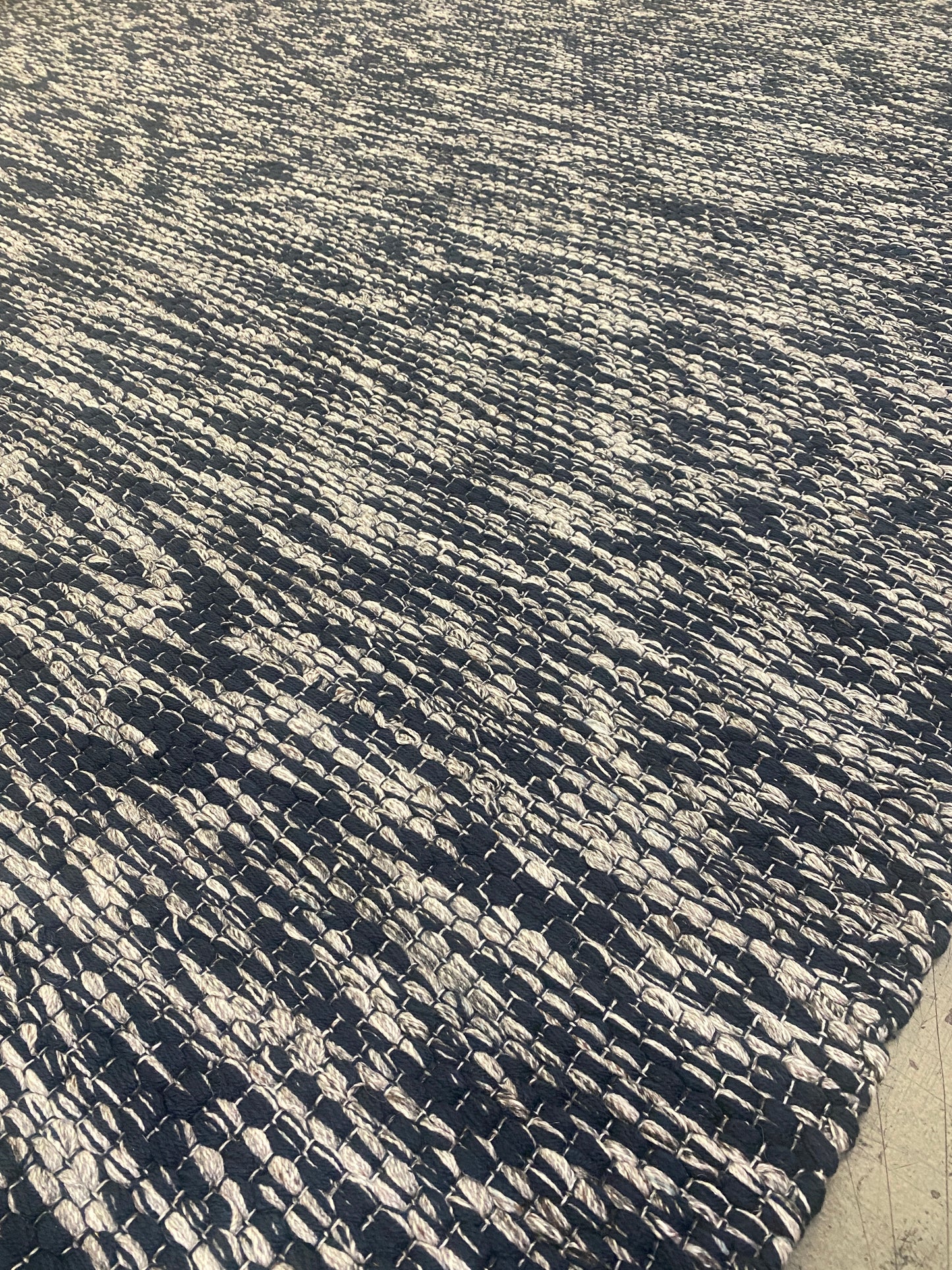 Outdoor Sisal Boucle - Navy Grey Stria