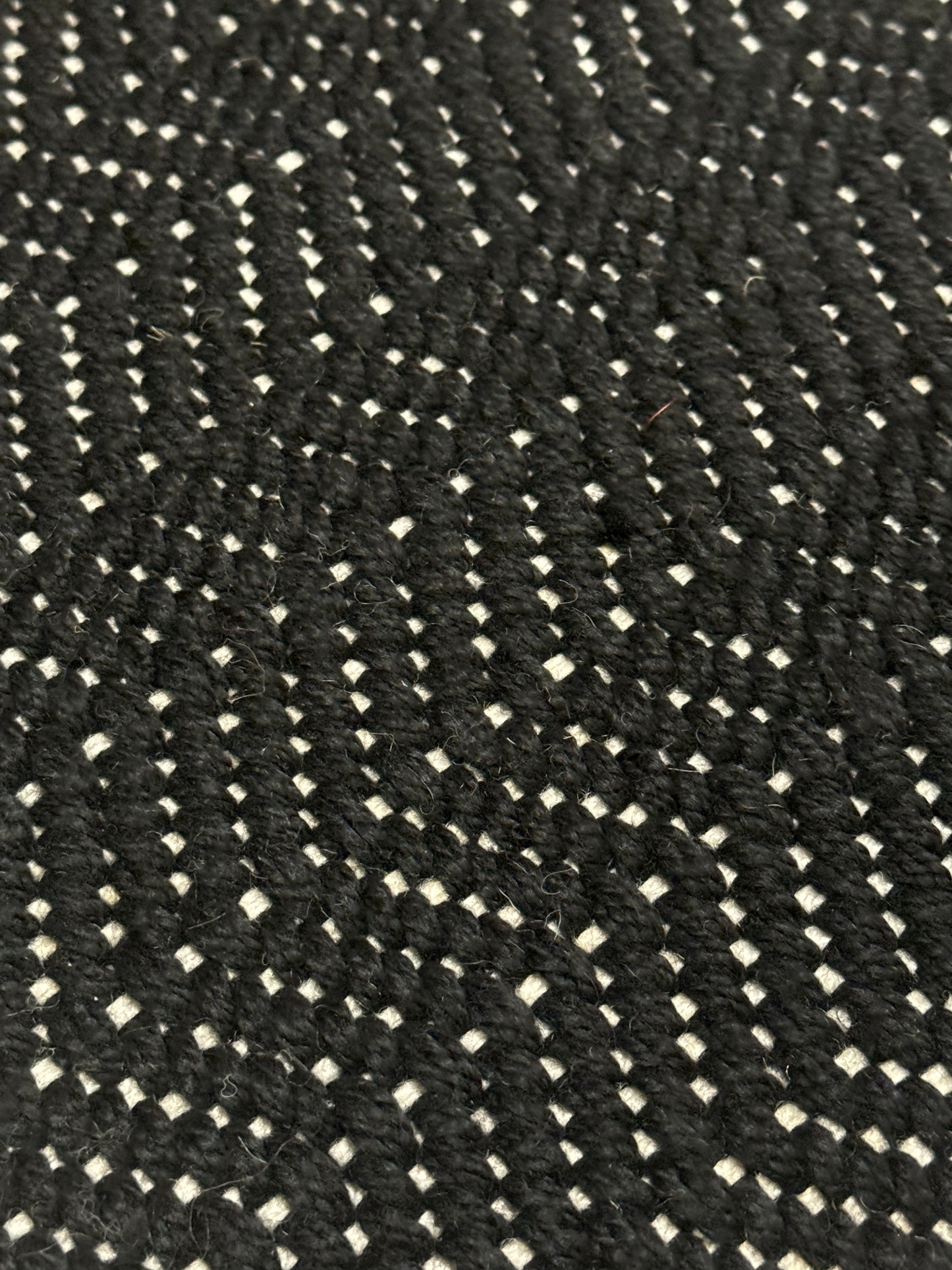 Outdoor Chevvy Weft - Black & White
