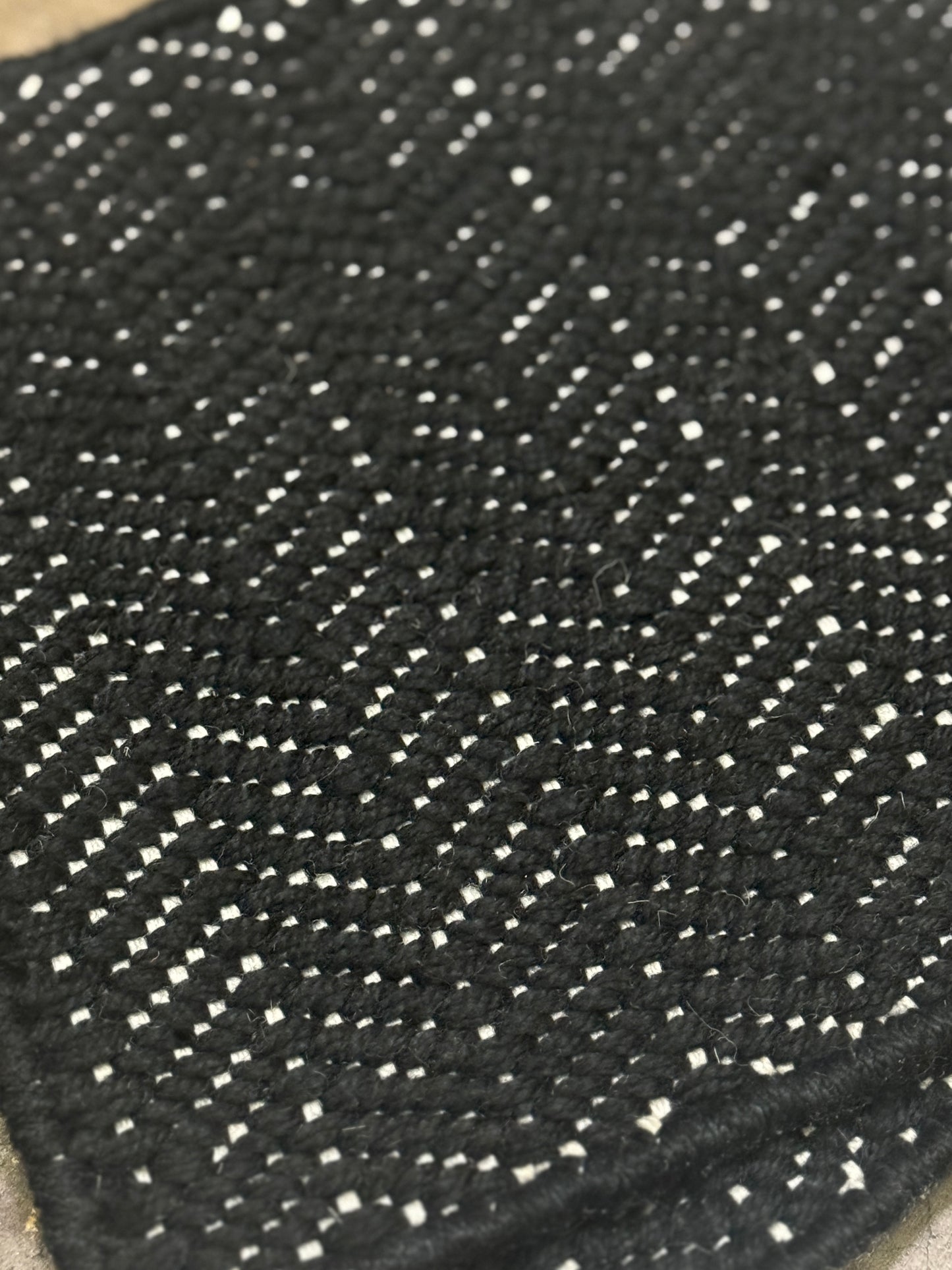 Outdoor Chevvy Weft - Black & White