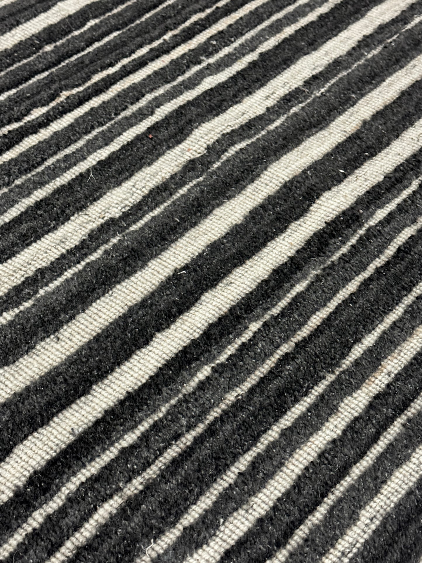 Archive Sale Outdoor Jonac Stripe - Charcoal 6ft 6in x 7ft 6in