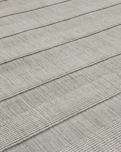 Archive Sale Outdoor Kamden Stripe - Chalk White 4ft x 6ft