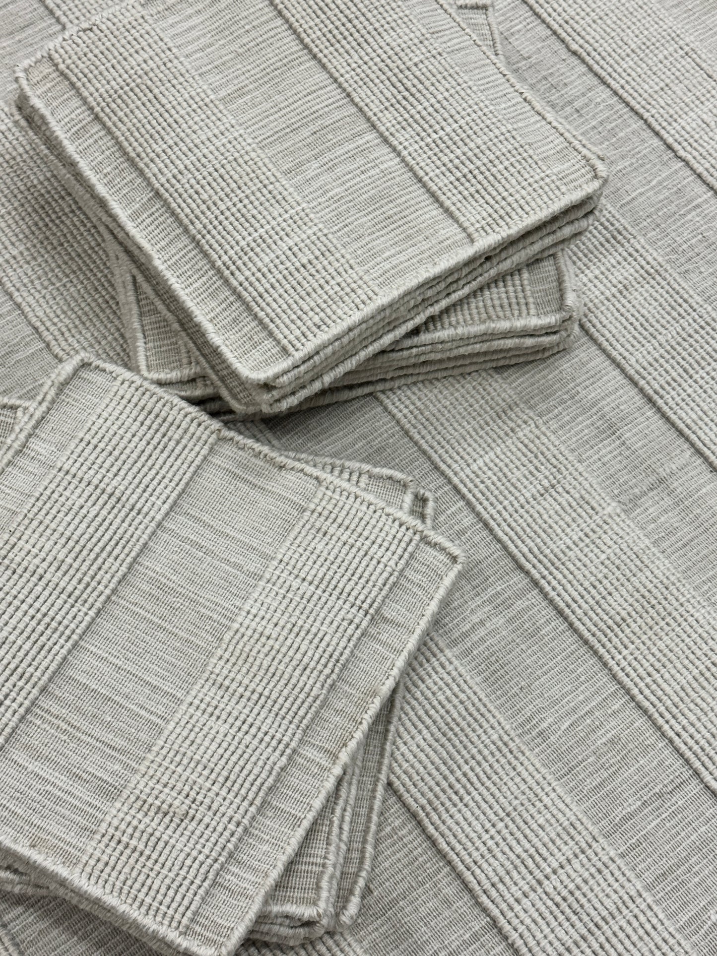 Archive Sale Outdoor Kamden Stripe - Chalk White 4ft x 6ft