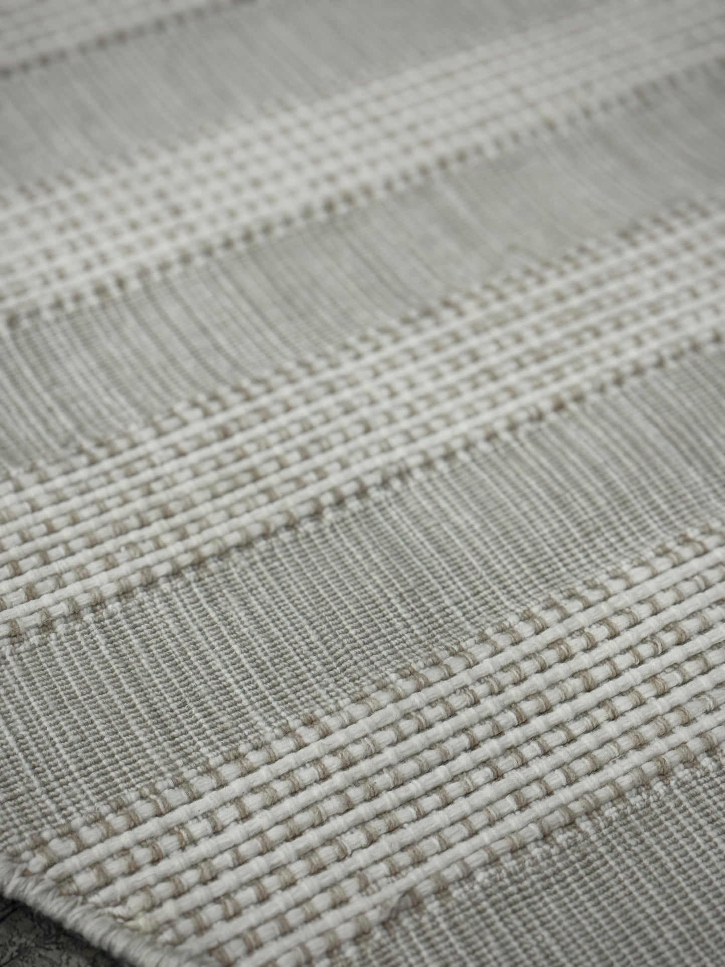 Archive Sale Outdoor Kamden Stripe - Pearl & Dew 9ft Round