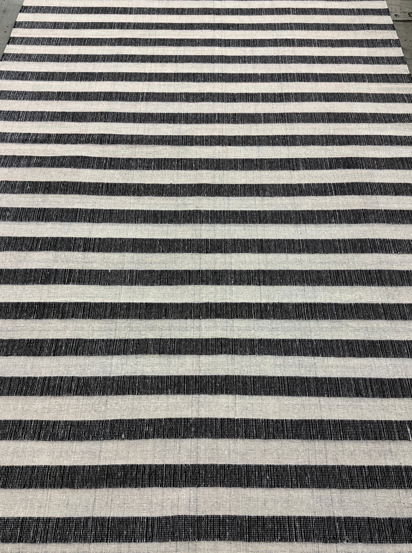 Outdoor Kamden Stripe - Panda Pearl