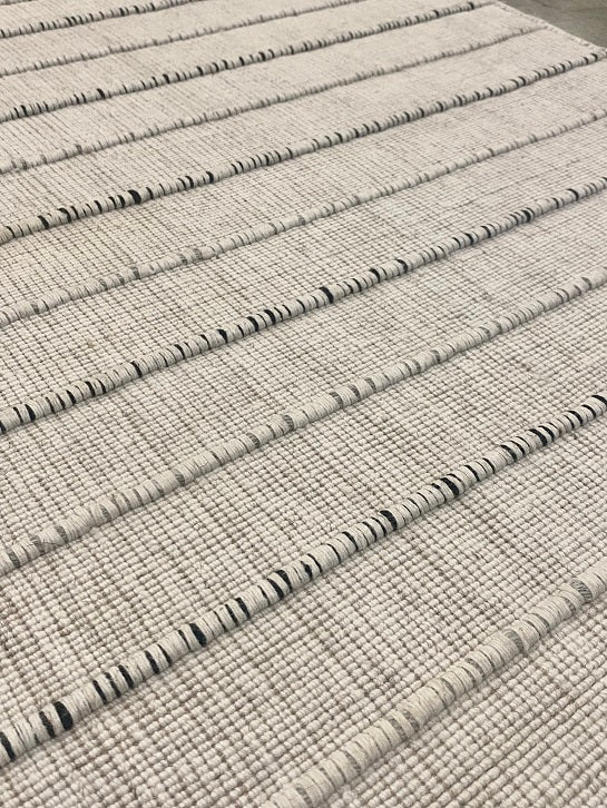 Jixxie Piping Stripe - Panda Bear