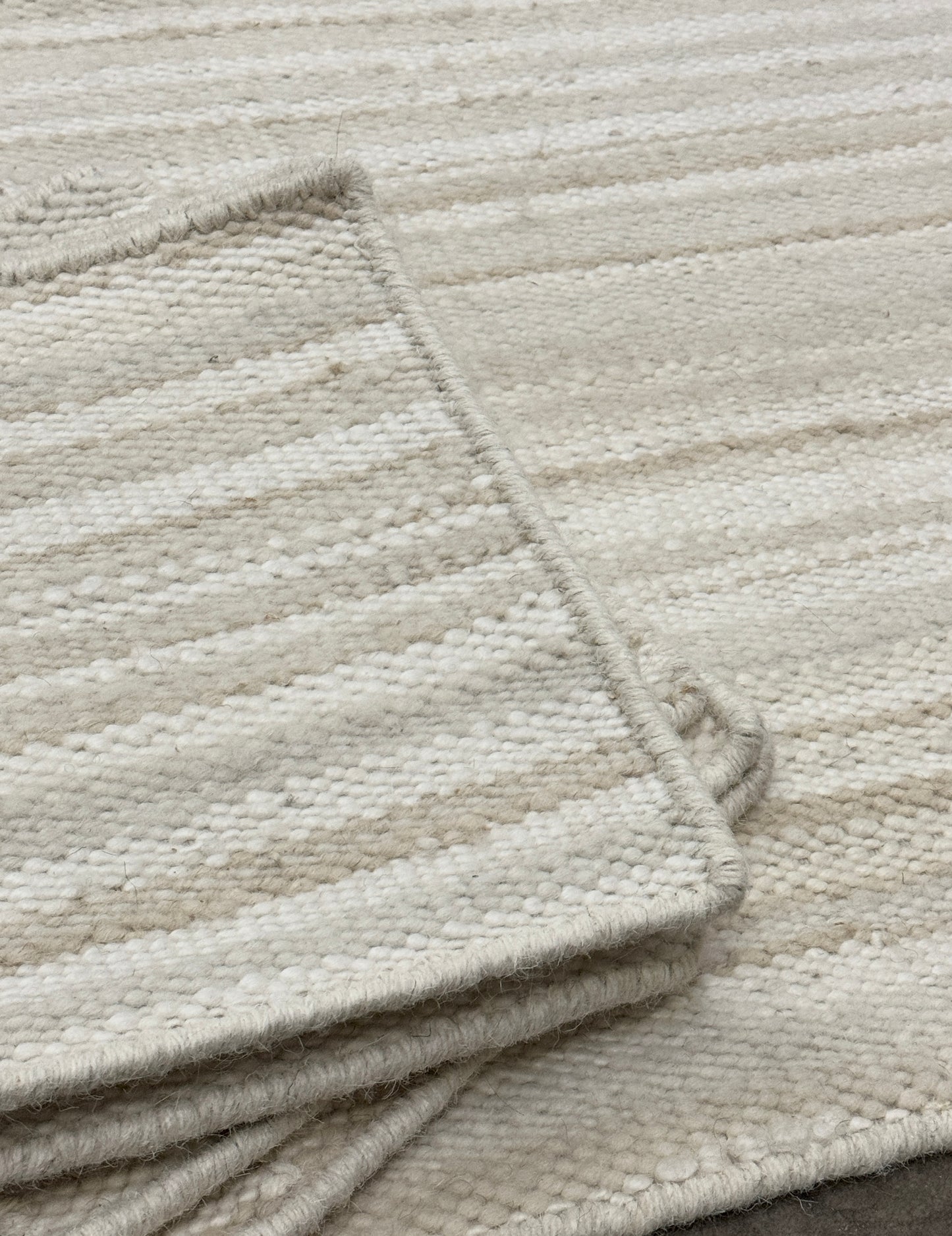 Chinle Stripe - Beige & Cream