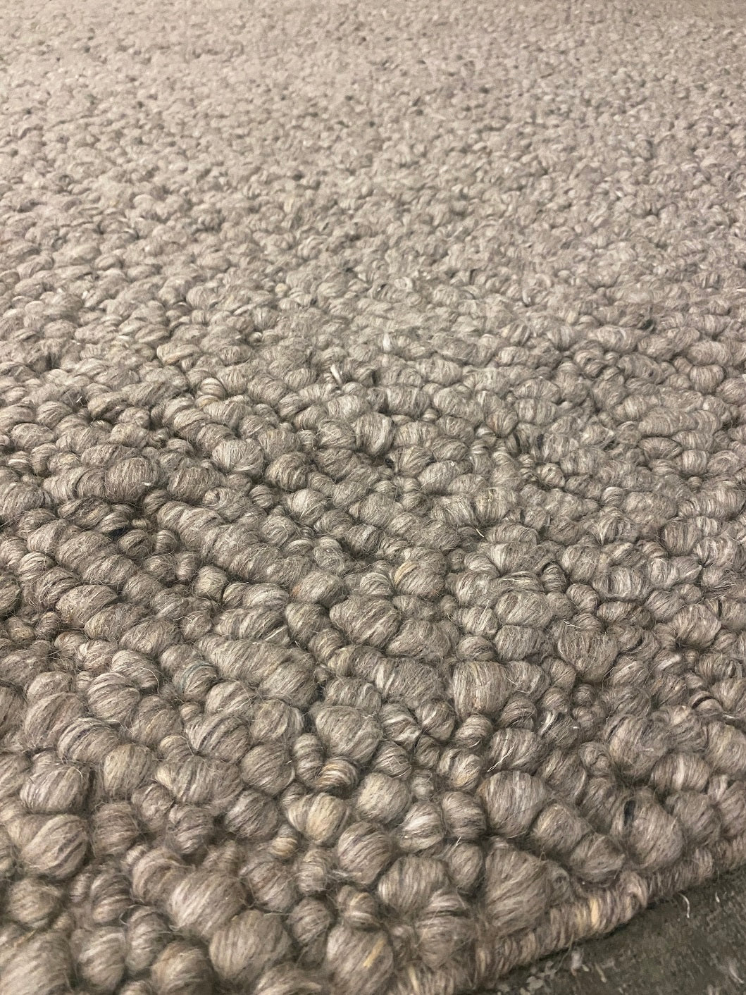 Woolzy Sumac- Chunky Grey Pebbles