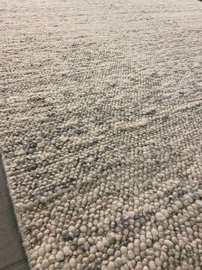 Archive Sale Woolzy Sumac - Chunky Grey Pebbles 11ft 9in x 15ft