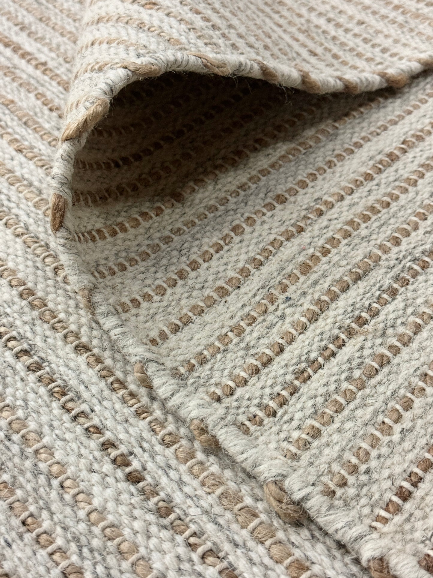 Archive Sale Pencilweave - Ivory & Grey 4ft 4in x 9ft 10in