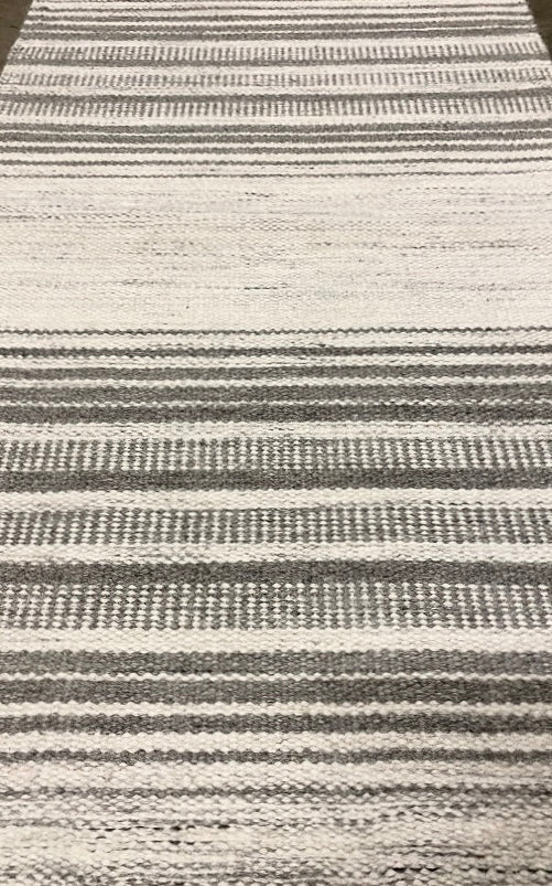 Jhira 05 - Natural Grey Ivory