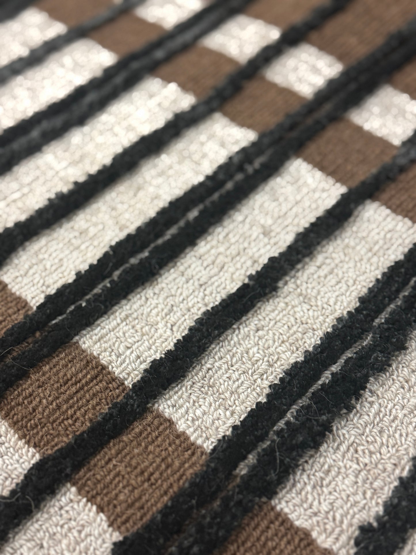 Archive Sale Pirnella - Basalt Silk 4ft x 7ft 2in