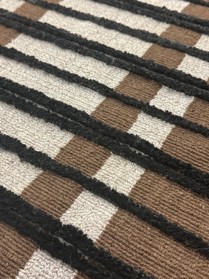 Pirnella - Basalt Silk