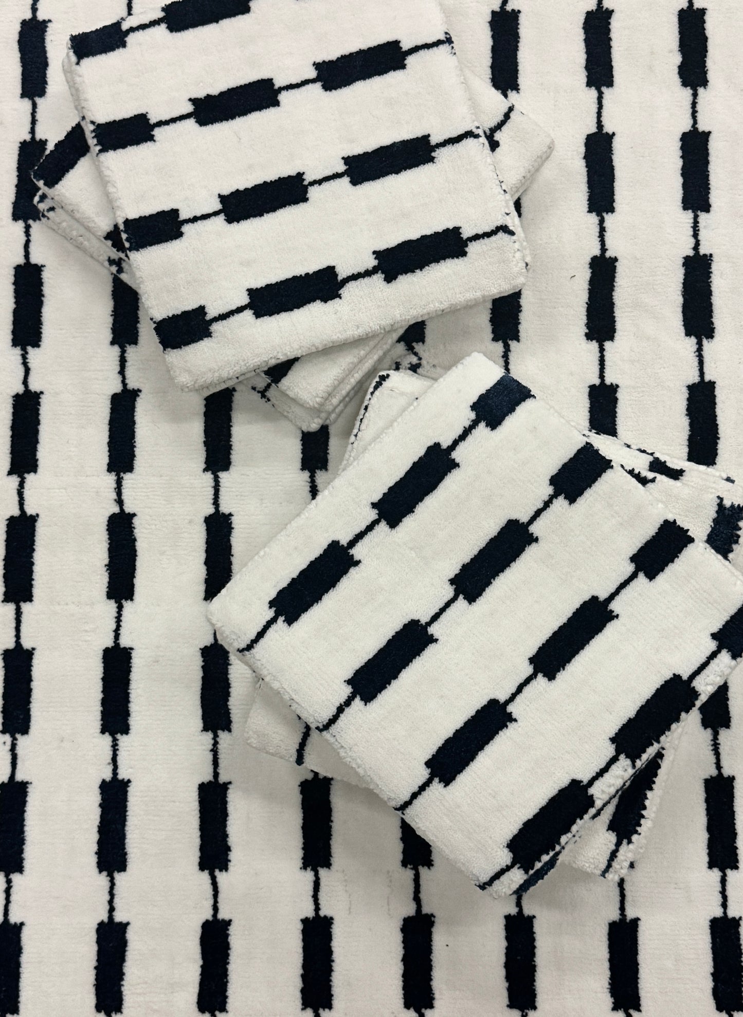 Lino - Power Blue