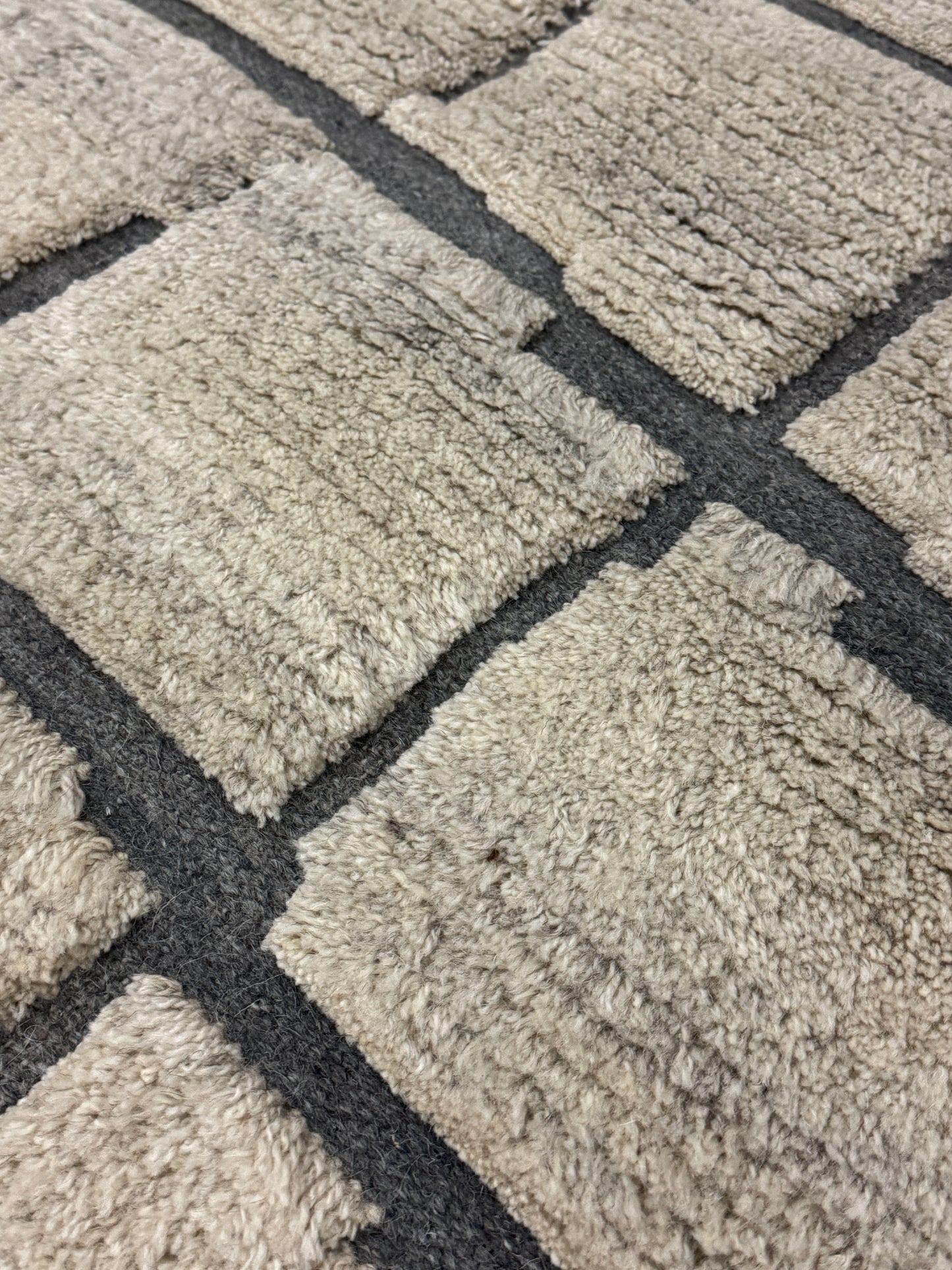 Tique Plush Tique - Puff Greystone