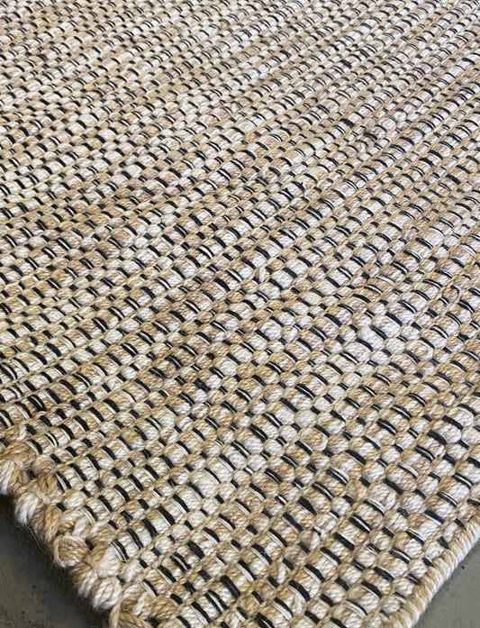 Archive Sale Outdoor Modern Stria - Salted Bone 5ft 3in x 7ft 7in