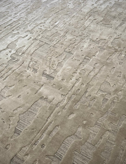 Silky Borrengo - Satin Vixenite