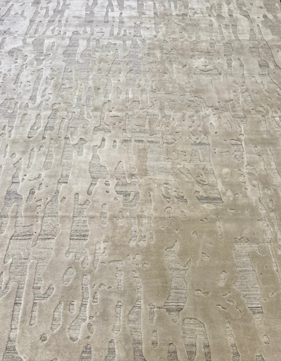 Silky Borrengo - Satin Vixenite