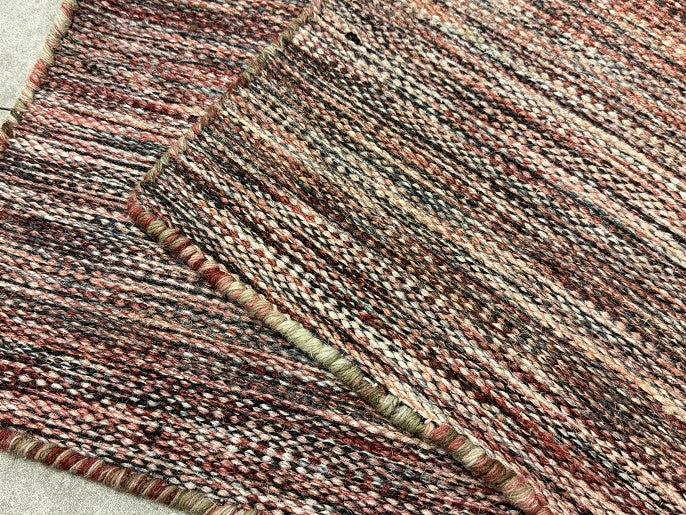 Sketcher - Burnt Red Multi