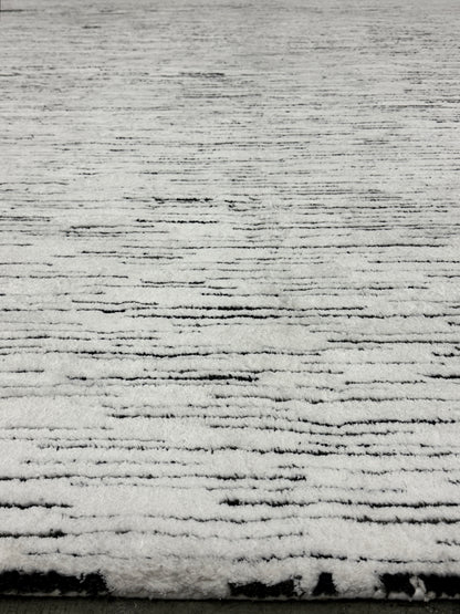 Snowdrift - Black & White