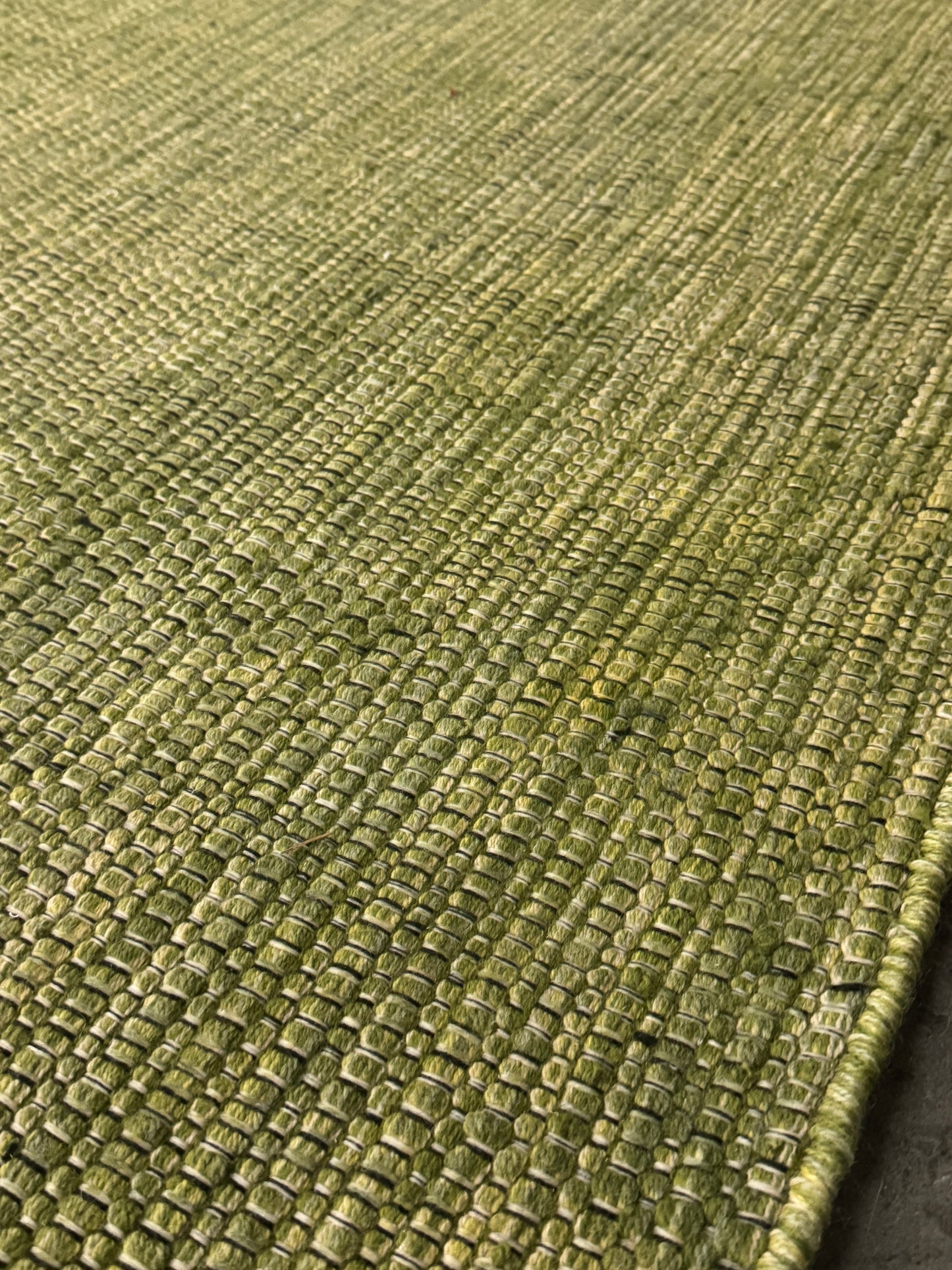 Outdoor Modern Stria - Springtime Stria