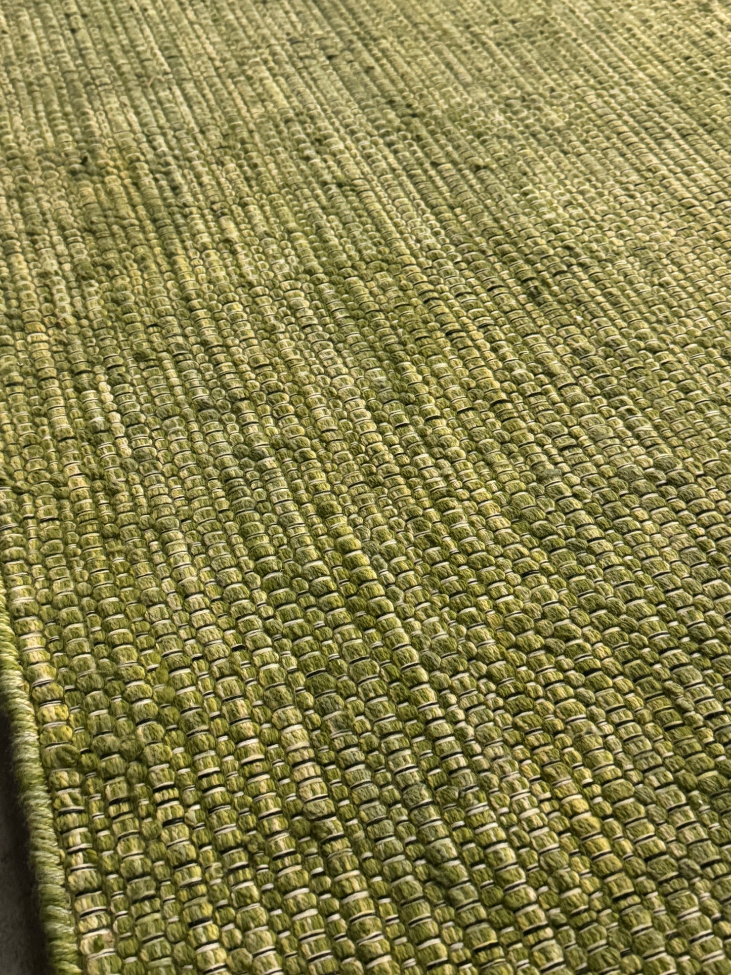 Outdoor Modern Stria - Springtime Stria