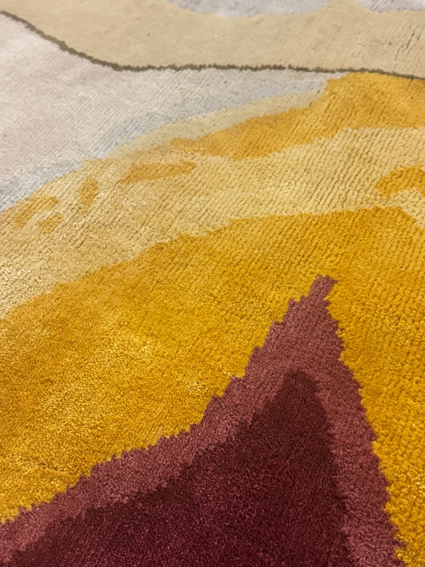 Archive Sale Sunwave Tibetan - Blue 5ft 3in x 8ft
