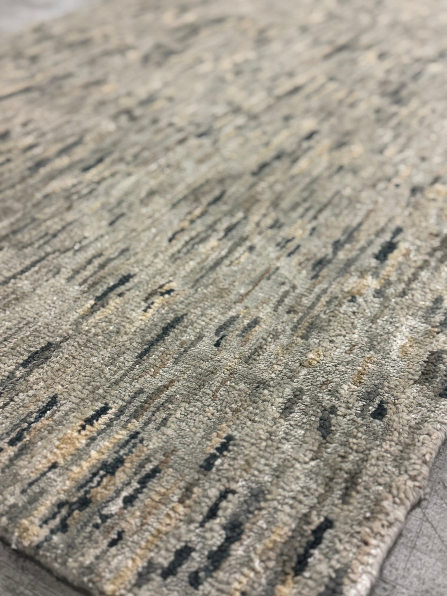 Reeza Tibetan - Teal Stria