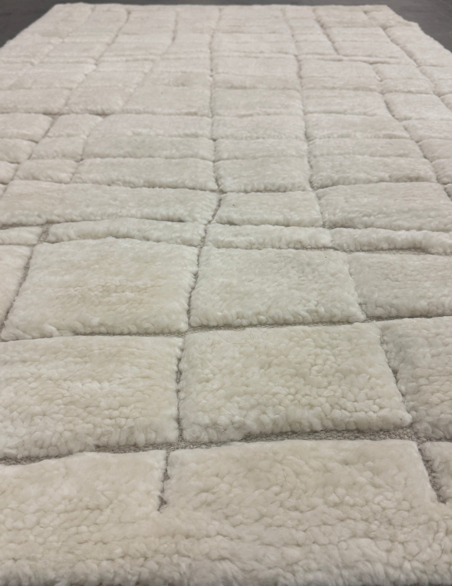 Tique Plush Tique - Pearl & Stone