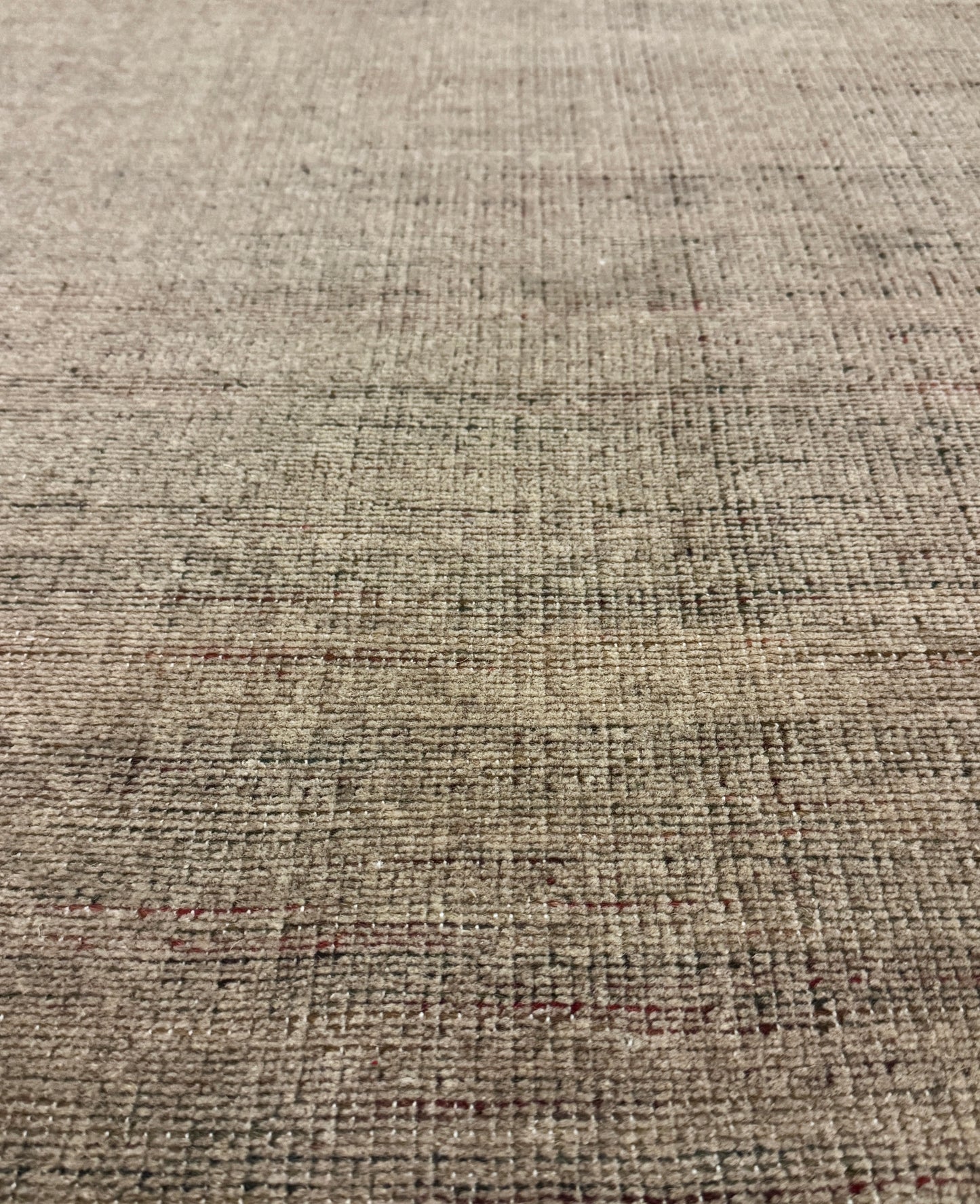 Archive Sale Venust - Merlot 4ft x 6ft